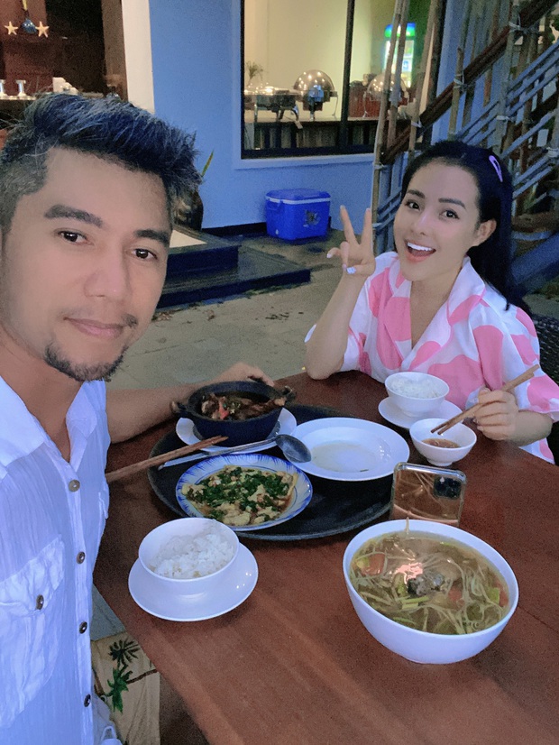 Lương Bằng Quang: 4 tháng kẹt ở Phú Quốc, làm bảo vệ, cọ toilet để mưu sinh - Ảnh 5. Lương Bằng Quang: 4 tháng kẹt ở Phú Quốc, làm bảo vệ, cọ toilet để mưu sinh - Ảnh 5.