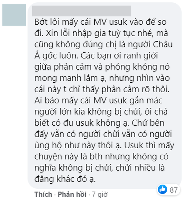 HyunA gây tranh cãi khi thè lưỡi liếm láp trong MV collab cùng bạn trai: Phản cảm, tục tĩu hay phóng khoáng sexy? - Ảnh 3. HyunA gây tranh cãi khi thè lưỡi liếm láp trong MV collab cùng bạn trai: Phản cảm, tục tĩu hay phóng khoáng sexy? - Ảnh 3.