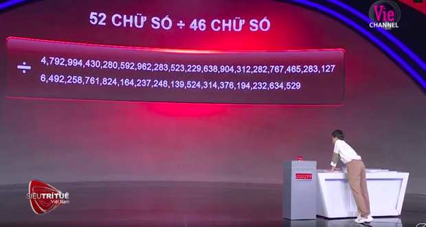 Biệt đội Siêu Trí Tuệ Việt Nam liệu có tính nhẩm chính xác 1.000 tờ sao kê của Trấn Thành? - Ảnh 8. Biệt đội Siêu Trí Tuệ Việt Nam liệu có tính nhẩm chính xác 1.000 tờ sao kê của Trấn Thành? - Ảnh 8.