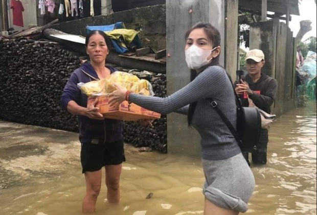 Nghệ sĩ kêu gọi hàng trăm tỷ đồng từ thiện có bị đánh thuế không? - Ảnh 1. Nghệ sĩ kêu gọi hàng trăm tỷ đồng từ thiện có bị đánh thuế không? - Ảnh 1.