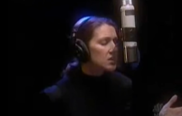 Khoảnh khắc nghìn năm có một: Mariah Carey, Celine Dion, Beyoncé,... chịu đứng cạnh nhau góp giọng cùng Michael Jackson, lí do là gì? - Ảnh 2. Khoảnh khắc nghìn năm có một: Mariah Carey, Celine Dion, Beyoncé,... chịu đứng cạnh nhau góp giọng cùng Michael Jackson, lí do là gì? - Ảnh 2.