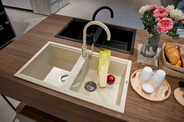 Chị em bóc sự thật về chậu rửa bằng đá: Đẹp và sang thật đấy nhưng có nhiều điểm tức điên, nên nghĩ kỹ trước khi mua - Ảnh 3.