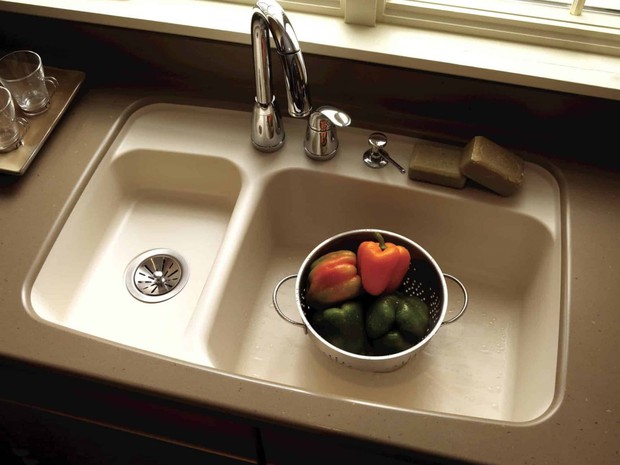 Chị em bóc sự thật về chậu rửa bằng đá: Đẹp và sang thật đấy nhưng có nhiều điểm tức điên, nên nghĩ kỹ trước khi mua - Ảnh 4.