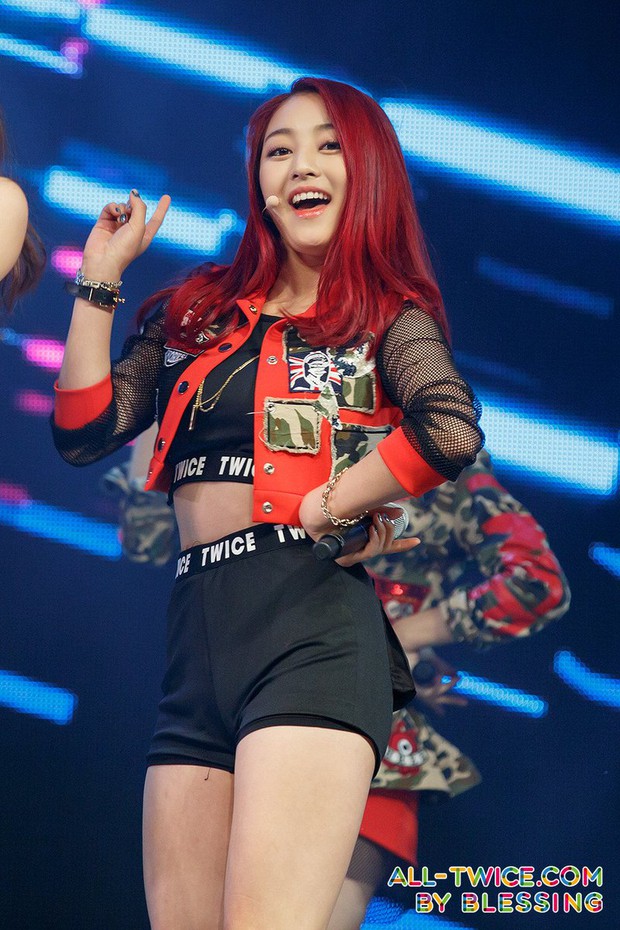 5 idol Kpop thay tên đổi vận: Jihyo (TWICE) từng trùng tên thành viên BLACKPINK, 1 mỹ nam SM nghe tên cũ mà hú hồn - Ảnh 5. 5 idol Kpop thay tên đổi vận: Jihyo (TWICE) từng trùng tên thành viên BLACKPINK, 1 mỹ nam SM nghe tên cũ mà hú hồn - Ảnh 5.