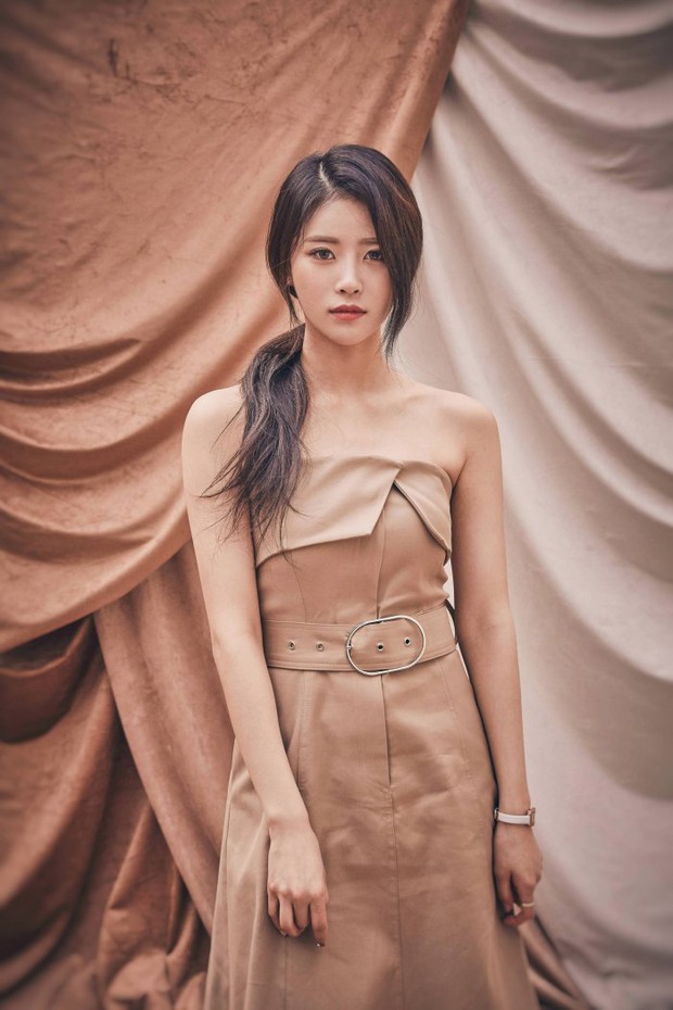 5 idol Kpop thay tên đổi vận: Jihyo (TWICE) từng trùng tên thành viên BLACKPINK, 1 mỹ nam SM nghe tên cũ mà hú hồn - Ảnh 10. 5 idol Kpop thay tên đổi vận: Jihyo (TWICE) từng trùng tên thành viên BLACKPINK, 1 mỹ nam SM nghe tên cũ mà hú hồn - Ảnh 10.