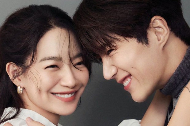 Bắt gặp Tổ trưởng Hong lên phố song ca với Yoona (SNSD), Shin Min Ah làm giá giờ ngồi đó mà tiếc! - Ảnh 6. Bắt gặp Tổ trưởng Hong lên phố song ca với Yoona (SNSD), Shin Min Ah làm giá giờ ngồi đó mà tiếc! - Ảnh 6.
