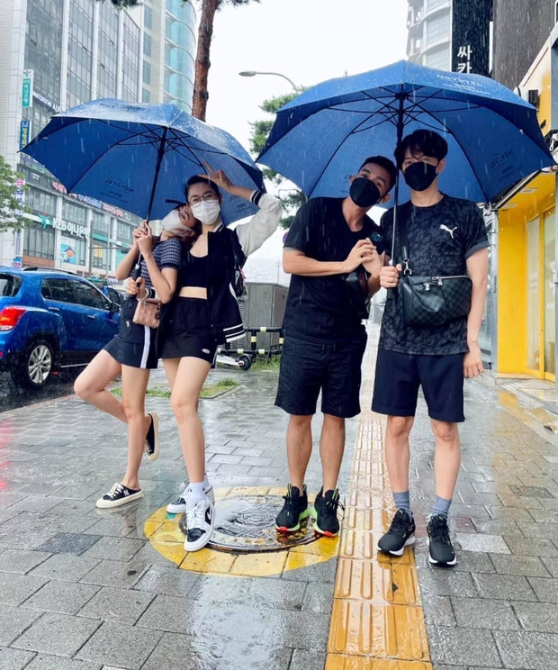 Running Man Việt mùa 2 còn chưa lên sóng, Lan Ngọc đã tự đẩy thuyền với một thành viên! - Ảnh 4. Running Man Việt mùa 2 còn chưa lên sóng, Lan Ngọc đã tự đẩy thuyền với một thành viên! - Ảnh 4.