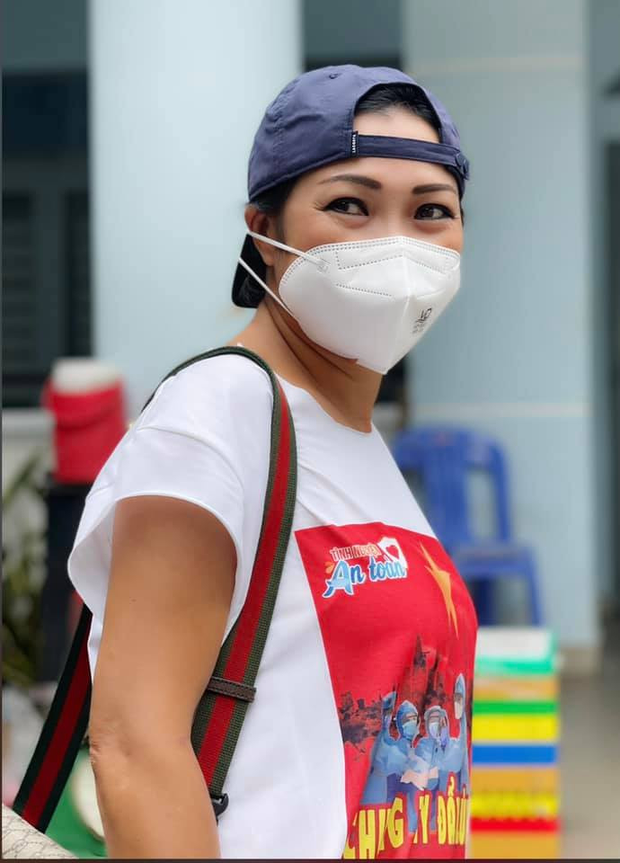 5 năm NS Minh Thuận qua đời, Phương Thanh nén nước mắt dành tặng người quá cố món quà đặc biệt - Ảnh 6. 5 năm NS Minh Thuận qua đời, Phương Thanh nén nước mắt dành tặng người quá cố món quà đặc biệt - Ảnh 6.