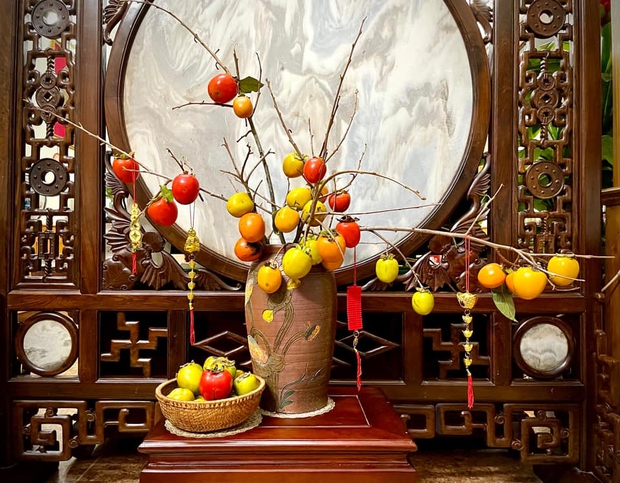 Chị em rộ trend cắm cành hồng, táo mèo đón Trung thu, chơi được tới 20 ngày, quả chín rụng lấy ra thưởng thức luôn - Ảnh 5.