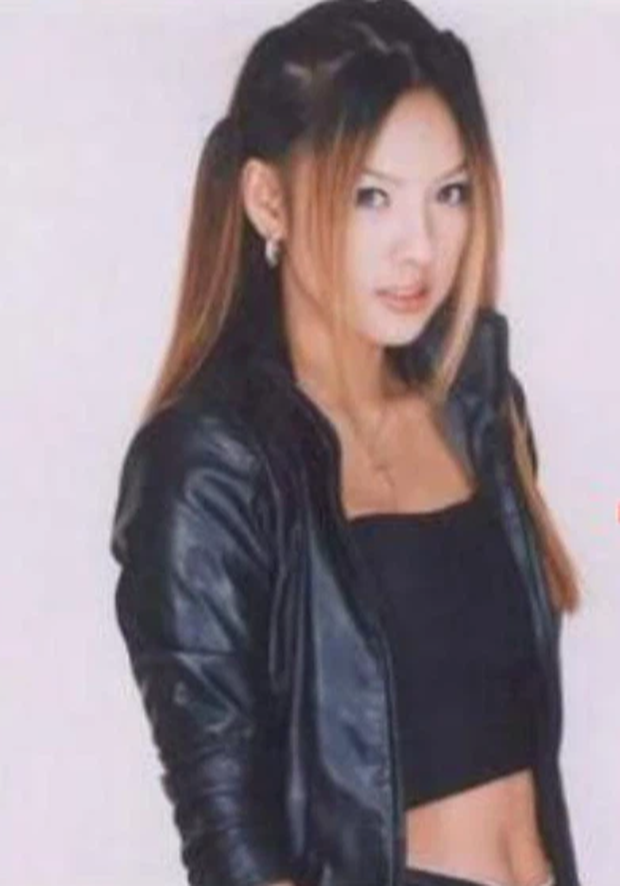 Biểu tượng sexy Kpop dính nghi vấn nâng ngực thời debut solo, sự thật đằng sau là gì? - Ảnh 3. Biểu tượng sexy Kpop dính nghi vấn nâng ngực thời debut solo, sự thật đằng sau là gì? - Ảnh 3.