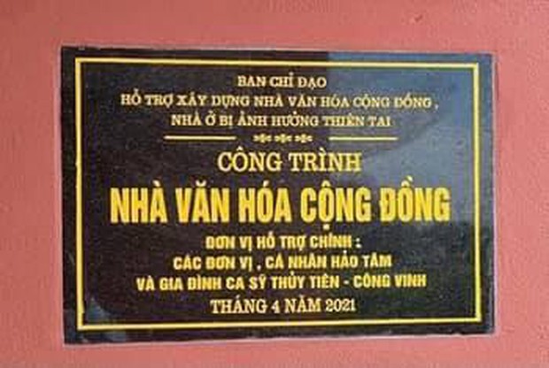 Netizen tranh cãi hình ảnh Thuỷ Tiên tặng thuyền máy cứu trợ miền Trung nhưng chỉ ghi tên 2 vợ chồng, phía chính chủ nói gì? - Ảnh 8. Netizen tranh cãi hình ảnh Thuỷ Tiên tặng thuyền máy cứu trợ miền Trung nhưng chỉ ghi tên 2 vợ chồng, phía chính chủ nói gì? - Ảnh 8.