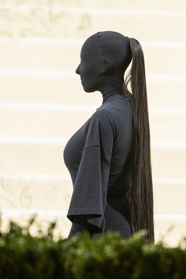 Bỏ qua lùm xùm, Rosé vẫn đứng đầu BXH ngôi sao được nhắc nhiều nhất ở Met Gala 2021, nhân vật kế cuối gây bất ngờ - Ảnh 7. Bỏ qua lùm xùm, Rosé vẫn đứng đầu BXH ngôi sao được nhắc nhiều nhất ở Met Gala 2021, nhân vật kế cuối gây bất ngờ - Ảnh 7.