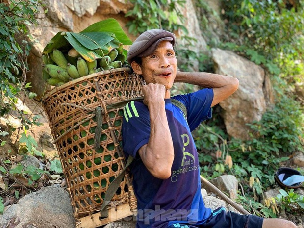 Báo quốc tế đồng loạt đưa tin về sự ra đi của “Người rừng Việt Nam” Hồ Văn Lang: Nhà thám hiểm nước ngoài nghẹn ngào tiếc thương - Ảnh 1.