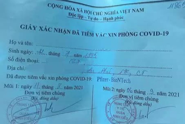 Chủ tịch Cần Thơ chỉ đạo khẩn sau vụ bé gái 13 tuổi tiêm vắc-xin Pfizer - Ảnh 2. Chủ tịch Cần Thơ chỉ đạo khẩn sau vụ bé gái 13 tuổi tiêm vắc-xin Pfizer - Ảnh 2.