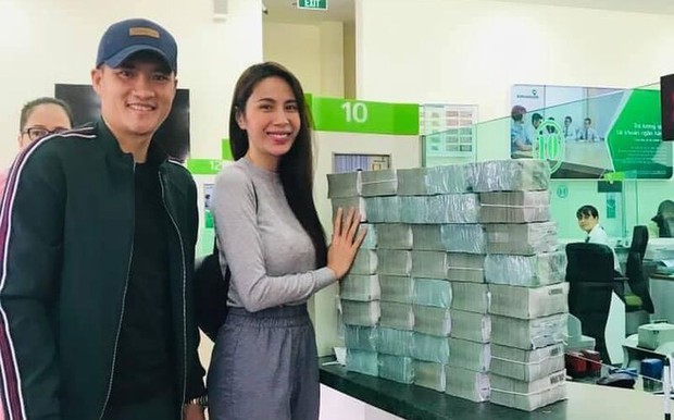 Thuỷ Tiên khẳng định chỉ dùng duy nhất 1 tài khoản để kêu gọi từ thiện, ai có bằng chứng khác cùng ra đối chiếu với ngân hàng - Ảnh 4. Thuỷ Tiên khẳng định chỉ dùng duy nhất 1 tài khoản để kêu gọi từ thiện, ai có bằng chứng khác cùng ra đối chiếu với ngân hàng - Ảnh 4.