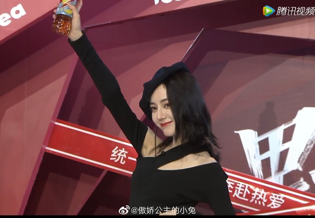 Nàng thơ đẹp nhất Weibo hôm nay: Nhiệt Ba tăng cân chút nhẹ mà visual lên hương ngút ngàn, bảo sao netizen xỉu up xỉu down - Ảnh 8. Nàng thơ đẹp nhất Weibo hôm nay: Nhiệt Ba tăng cân chút nhẹ mà visual lên hương ngút ngàn, bảo sao netizen xỉu up xỉu down - Ảnh 8.