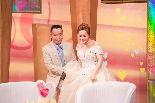 Những lần Vợ Chồng Son khiến khán giả đỏ mặt vì các cặp đôi mô tả chuyện giường chiếu quá chi tiết - Ảnh 5. Những lần Vợ Chồng Son khiến khán giả đỏ mặt vì các cặp đôi mô tả chuyện giường chiếu quá chi tiết - Ảnh 5.