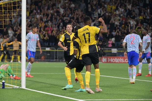 Thảm hoạ đồng đội phá hỏng công lao ghi bàn của Ronaldo - Ảnh 9. Thảm hoạ đồng đội phá hỏng công lao ghi bàn của Ronaldo - Ảnh 9.