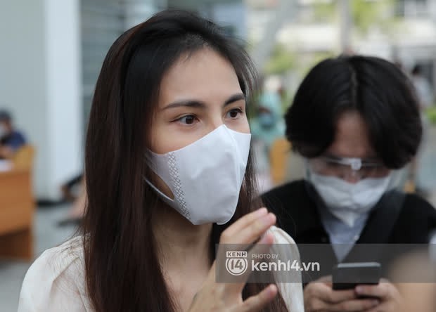 Mẹ ruột Thuỷ Tiên có động thái gây chú ý khi con gái livestream sao kê 177 tỷ đồng tại Vietcombank - Ảnh 3. Mẹ ruột Thuỷ Tiên có động thái gây chú ý khi con gái livestream sao kê 177 tỷ đồng tại Vietcombank - Ảnh 3.