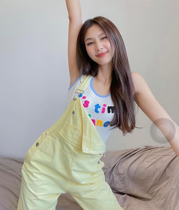 Điểm danh 4 shop quần áo style kẹo ngọt bắt trend đang được các cô nàng sành điệu vote mạnh - Ảnh 3. Điểm danh 4 shop quần áo style kẹo ngọt bắt trend đang được các cô nàng sành điệu vote mạnh - Ảnh 3.