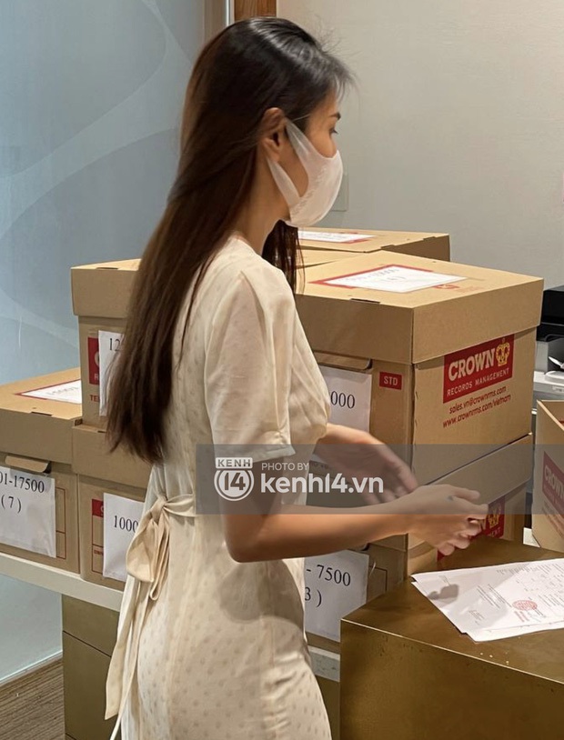 Phía Thuỷ Tiên bỗng có động thái trên mạng xã hội giữa lúc đến ngân hàng sao kê 177 tỷ tiền từ thiện - Ảnh 8.