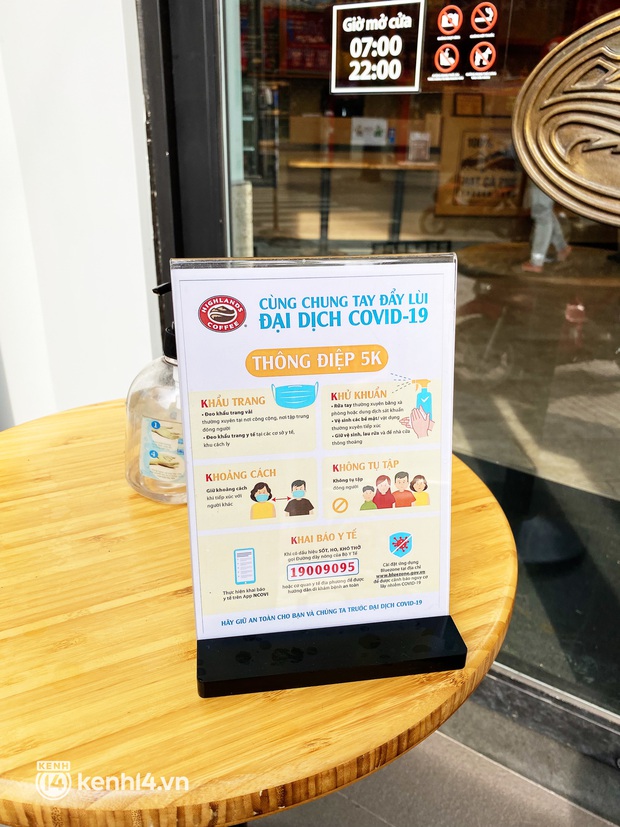 Người Sài Gòn cắt cơn thèm cafe nhờ 2 ông lớn Highlands và Katinat mở bán trên app: Cầm ly nước xúc động tưởng xuân đang về! - Ảnh 15.