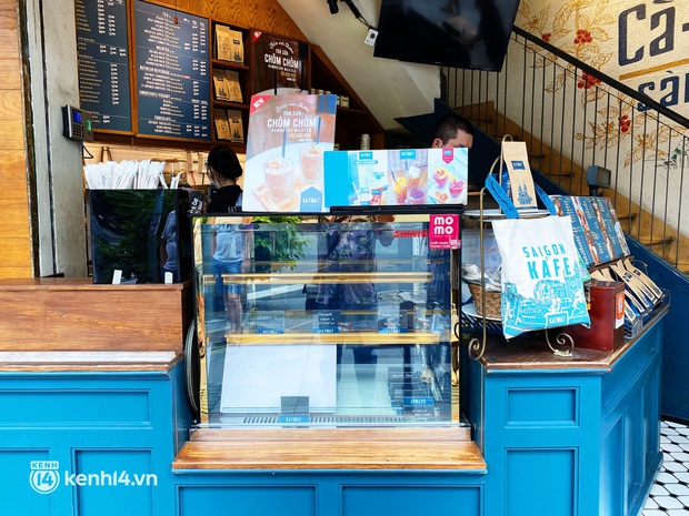 Người Sài Gòn cắt cơn thèm cafe nhờ 2 ông lớn Highlands và Katinat mở bán trên app: Cầm ly nước xúc động tưởng xuân đang về! - Ảnh 6.