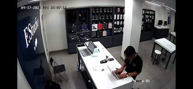 Vụ đánh cắp thông tin nhạy cảm của khách hàng: FPT Shop sa thải 3 nhân viên, cảnh báo các tài khoản giả mạo - Ảnh 2. Vụ đánh cắp thông tin nhạy cảm của khách hàng: FPT Shop sa thải 3 nhân viên, cảnh báo các tài khoản giả mạo - Ảnh 2.