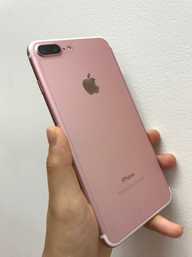 Xem girl xinh hot TikToker đập hộp iPhone 13 mini màu hồng, hội chị em thất vọng toàn tập! - Ảnh 8.