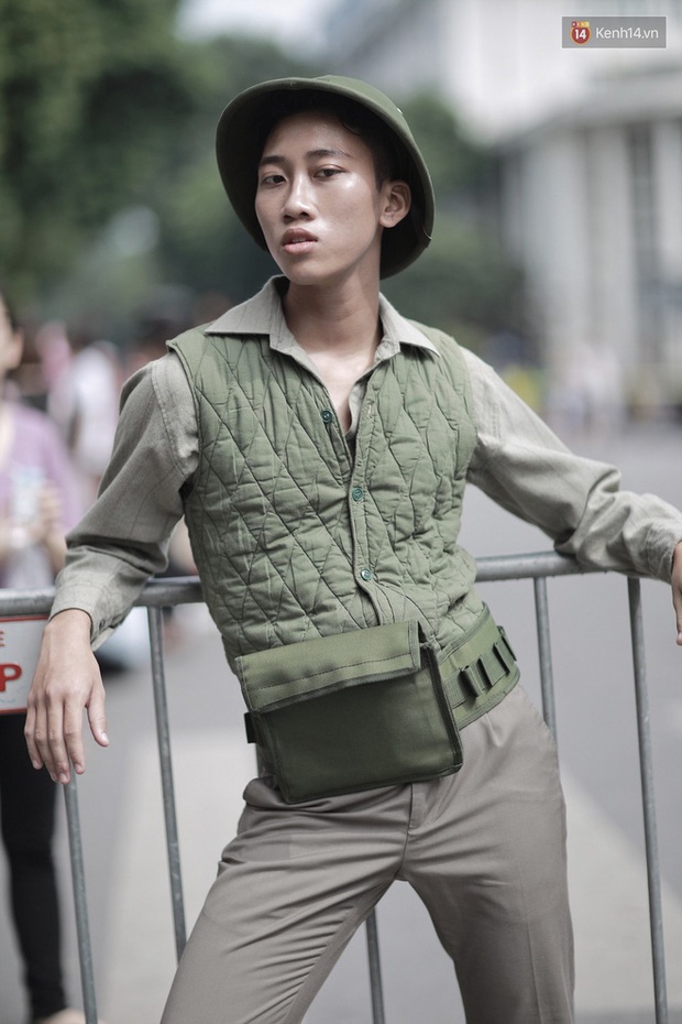 Chúng ta đã có những mùa Fashion Week đầy rẫy thảm hoạ gây chấn thương tâm lý như thế... - Ảnh 8. Chúng ta đã có những mùa Fashion Week đầy rẫy thảm hoạ gây chấn thương tâm lý như thế... - Ảnh 8.