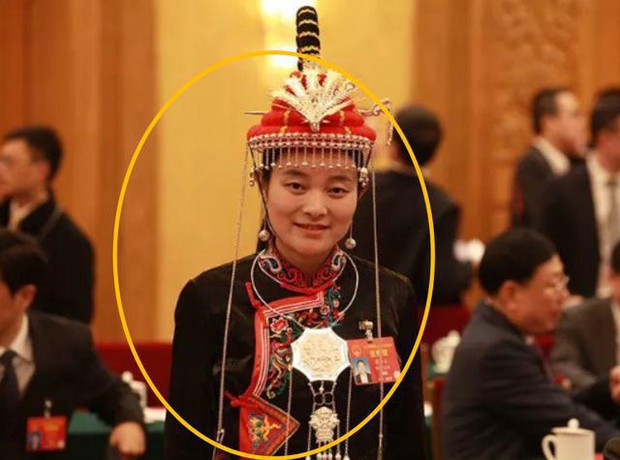 Nguyên mẫu của dàn nhân vật đình đám phim Hoa ngữ: Lưu Diệc Phi - Lý Nhược Đồng không có cửa so với Tiểu Long Nữ đời thực - Ảnh 8. Nguyên mẫu của dàn nhân vật đình đám phim Hoa ngữ: Lưu Diệc Phi - Lý Nhược Đồng không có cửa so với Tiểu Long Nữ đời thực - Ảnh 8.