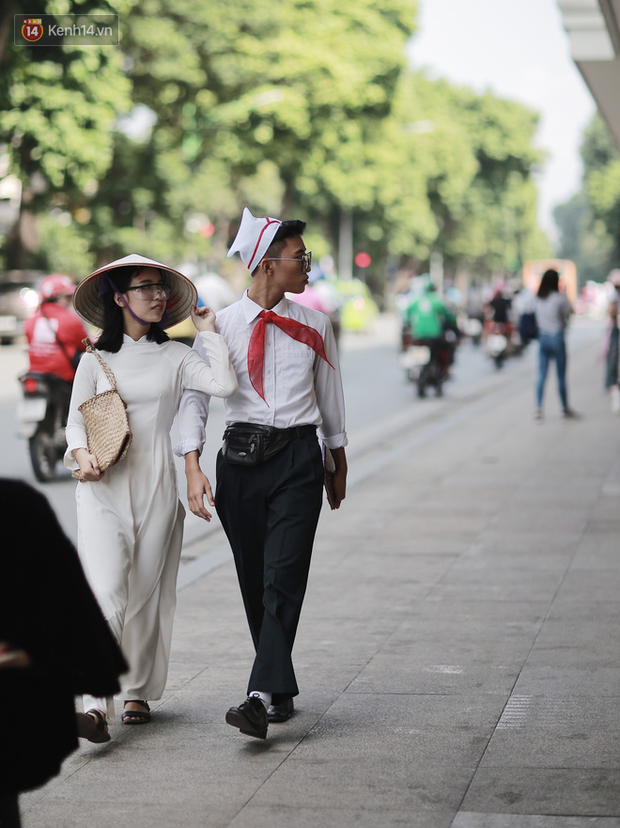 Chúng ta đã có những mùa Fashion Week đầy rẫy thảm hoạ gây chấn thương tâm lý như thế... - Ảnh 5. Chúng ta đã có những mùa Fashion Week đầy rẫy thảm hoạ gây chấn thương tâm lý như thế... - Ảnh 5.