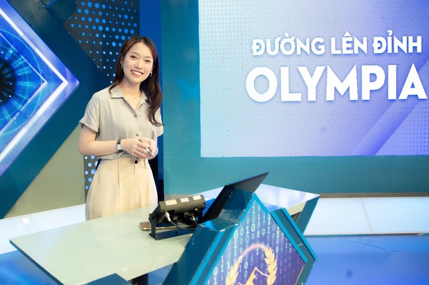 Thay Diệp Chi tại Đường Lên Đỉnh Olympia, Khánh Vy được người có mặt ở buổi ghi hình nhận xét trong 3 chữ - Ảnh 1. Thay Diệp Chi tại Đường Lên Đỉnh Olympia, Khánh Vy được người có mặt ở buổi ghi hình nhận xét trong 3 chữ - Ảnh 1.