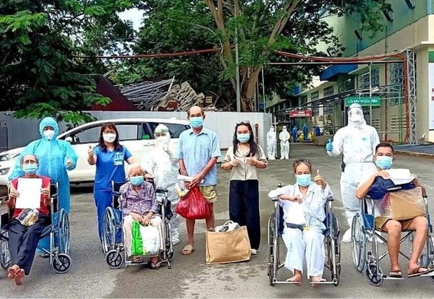 Bệnh nhân cao tuổi nhất Trung tâm Hồi sức COVID-19 TPHCM chiến thắng tử thần - Ảnh 1. Bệnh nhân cao tuổi nhất Trung tâm Hồi sức COVID-19 TPHCM chiến thắng tử thần - Ảnh 1.