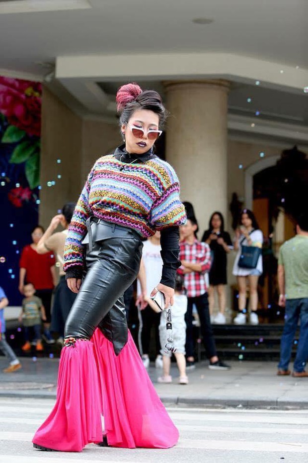 Chúng ta đã có những mùa Fashion Week đầy rẫy thảm hoạ gây chấn thương tâm lý như thế... - Ảnh 6. Chúng ta đã có những mùa Fashion Week đầy rẫy thảm hoạ gây chấn thương tâm lý như thế... - Ảnh 6.