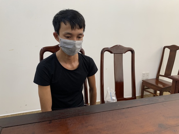 Thanh niên 9X đột nhập tiệm bạc, trộm 70 lượng nữ trang hơn 100 triệu đồng - Ảnh 1. Thanh niên 9X đột nhập tiệm bạc, trộm 70 lượng nữ trang hơn 100 triệu đồng - Ảnh 1.