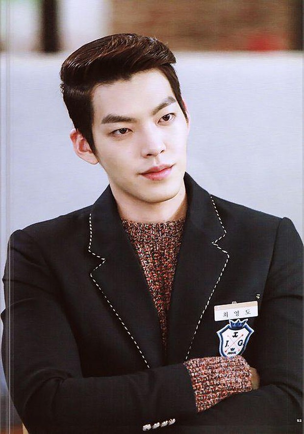 Ngỡ ngàng 4 nam thần Hàn từng bị chê xấu xí, nhìn Kim Soo Hyun - Lee Jong Suk lúc này mấy người đã hối hận chưa? - Ảnh 11. Ngỡ ngàng 4 nam thần Hàn từng bị chê xấu xí, nhìn Kim Soo Hyun - Lee Jong Suk lúc này mấy người đã hối hận chưa? - Ảnh 11.