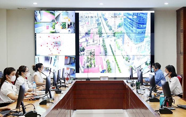 Chìa khoá chống dịch khi nới lỏng giãn cách: Người dân cần chủ động khai báo, quét mã QR - Ảnh 2. Chìa khoá chống dịch khi nới lỏng giãn cách: Người dân cần chủ động khai báo, quét mã QR - Ảnh 2.