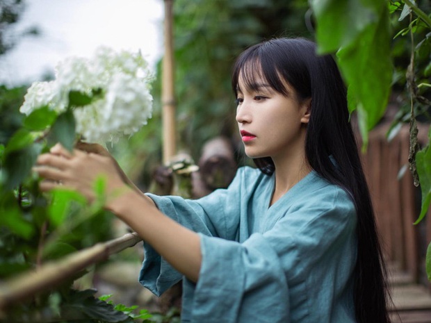 Netizen lo lắng trước tin Lý Tử Thất có thể mất trắng vì tranh chấp với công ty quản lý, tiết lộ lý do thật sự của việc ngừng ra video - Ảnh 2.