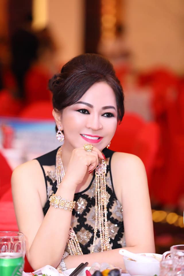 CEO Đại Nam tiết lộ sở thích trước lúc đi ngủ, không cho phép mình xuề xoà ngay cả khi ở nơi riêng tư nhất - Ảnh 1. CEO Đại Nam tiết lộ sở thích trước lúc đi ngủ, không cho phép mình xuề xoà ngay cả khi ở nơi riêng tư nhất - Ảnh 1.