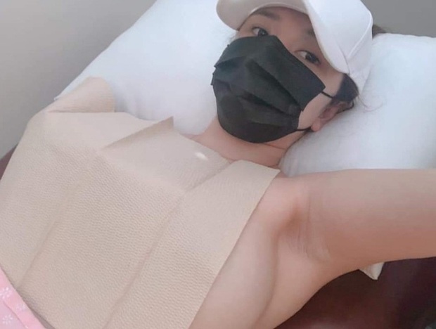 Bị anti xúc phạm dùng ngực câu donate, mang cả hình lên web 18+, nữ streamer gợi cảm tuyên bố quit game giữa đêm - Ảnh 3. Bị anti xúc phạm dùng ngực câu donate, mang cả hình lên web 18+, nữ streamer gợi cảm tuyên bố quit game giữa đêm - Ảnh 3.