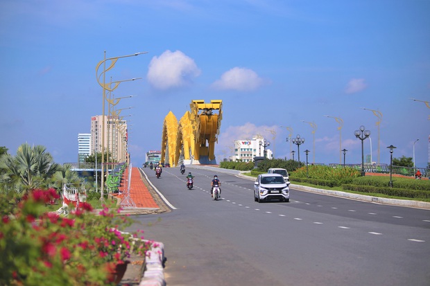Đà Nẵng mở lại các hoạt động cơ bản để phục vụ người dân từ 0 giờ ngày 30/9 - Ảnh 1. Đà Nẵng mở lại các hoạt động cơ bản để phục vụ người dân từ 0 giờ ngày 30/9 - Ảnh 1.