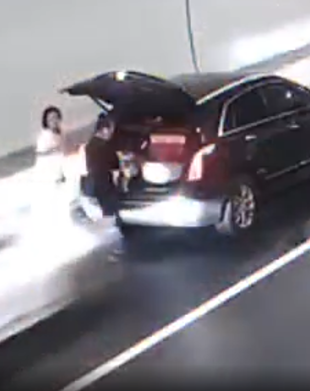 Clip: Đỗ xe giữa hầm cao tốc để lấy đồ, 2 người phụ nữ bị xe đằng sau tông trực diện với tốc độ cao khiến 1 người tử vong tại chỗ - Ảnh 2.
