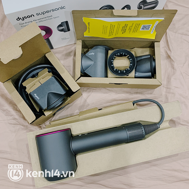 Review tận tâm bộ máy sấy tóc mới nhất của Dyson: Có thêm ...