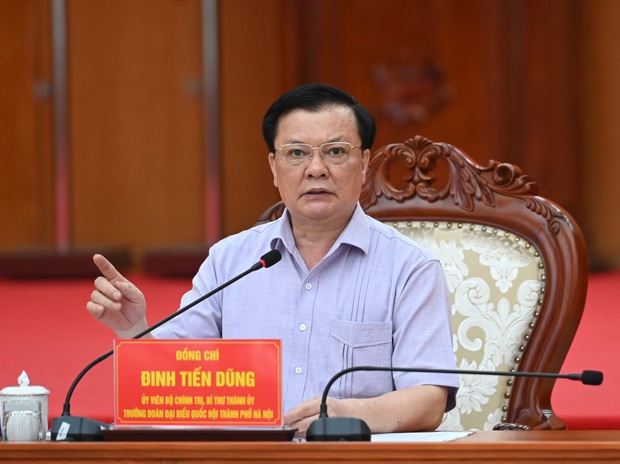 Bí thư Hà Nội: Thành phố không nới lỏng ồ ạt, an toàn đến đâu mở ra đến đó - Ảnh 1. Bí thư Hà Nội: Thành phố không nới lỏng ồ ạt, an toàn đến đâu mở ra đến đó - Ảnh 1.