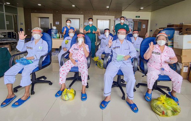 Các khu điều trị COVID-19 bắt đầu vắng bóng bệnh nhân - Ảnh 1. Các khu điều trị COVID-19 bắt đầu vắng bóng bệnh nhân - Ảnh 1.