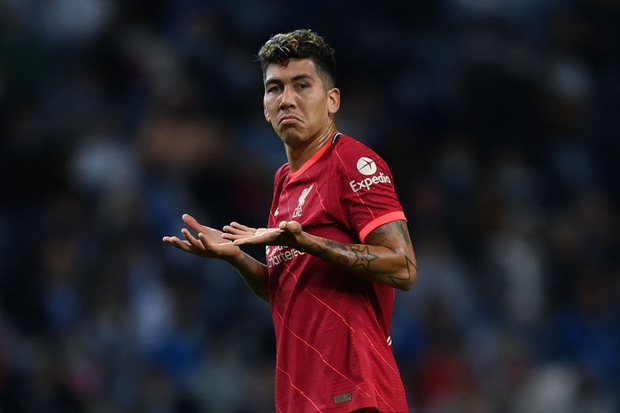 Pha ghi bàn hài hước nhất Champions League đêm qua: Thủ môn lạch bạch đuổi bóng như lùa vịt trong vô vọng - Ảnh 7. Pha ghi bàn hài hước nhất Champions League đêm qua: Thủ môn lạch bạch đuổi bóng như lùa vịt trong vô vọng - Ảnh 7.