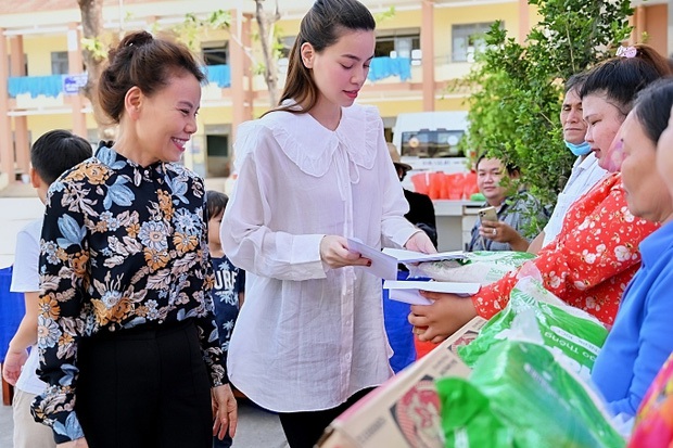 Mẹ ruột Hà Hồ khẳng định không ăn chặn tiền từ thiện kèm bằng chứng, làm rõ số tiền quyên góp của Trấn Thành - Ảnh 5. Mẹ ruột Hà Hồ khẳng định không ăn chặn tiền từ thiện kèm bằng chứng, làm rõ số tiền quyên góp của Trấn Thành - Ảnh 5.