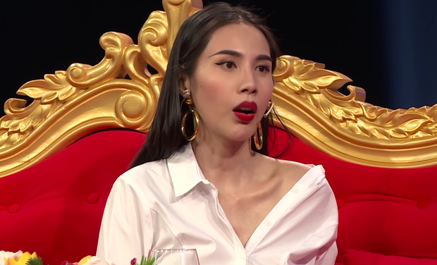 Thủy Tiên từng bị xem là sao chổi trong cuộc đời Công Vinh: Mọi người nói anh Vinh bị biến chất từ lúc quen tôi - Ảnh 4. Thủy Tiên từng bị xem là sao chổi trong cuộc đời Công Vinh: Mọi người nói anh Vinh bị biến chất từ lúc quen tôi - Ảnh 4.