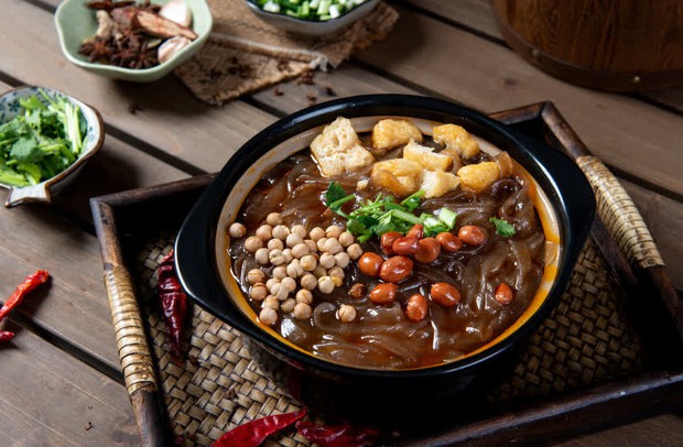 Cô gái 26 tuổi tử vong do nhồi máu não, bác sĩ cảnh báo món nhiều người trẻ yêu thích ăn lâu ngày máu sẽ dính như cháo - Ảnh 2. Cô gái 26 tuổi tử vong do nhồi máu não, bác sĩ cảnh báo món nhiều người trẻ yêu thích ăn lâu ngày máu sẽ dính như cháo - Ảnh 2.